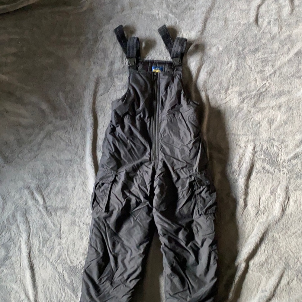 OshKosh size 6 snow bibs